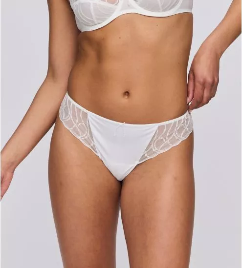 String Marie Jo Heleen Blanc