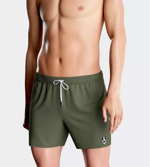 Khaki Cienfuegos schwimmen...