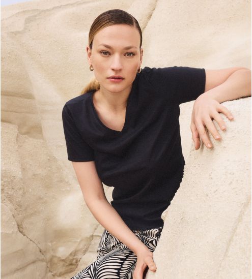 T-shirt noir femme col en V Favourites Sun