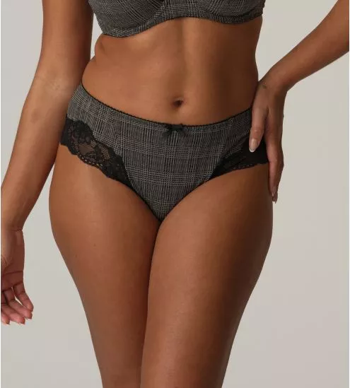 Shorty Madison Black Tailor