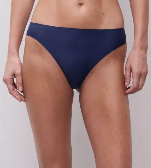 Blue String Outremer...