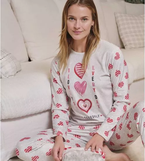 Pyjamapolaire doux pour femme gris avec des petits coeurs rouges