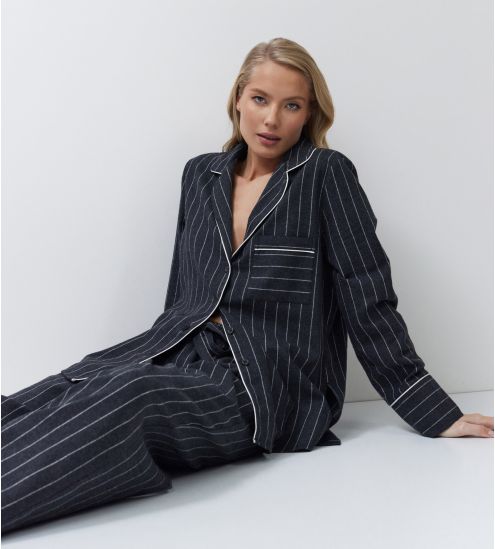 Pyjama chemise rayé gris et blanc pour femme