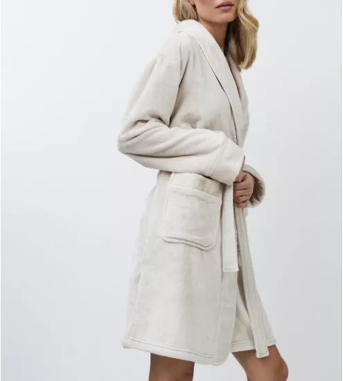 Peignoir doux femme en pilou uni beige rose