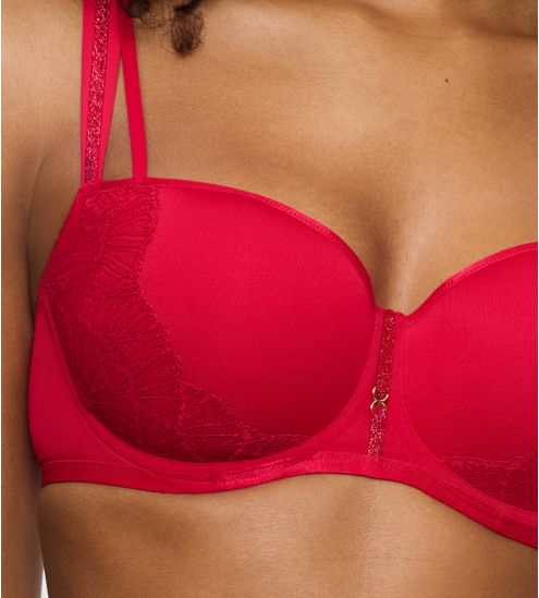 Roter BH mit Palina...