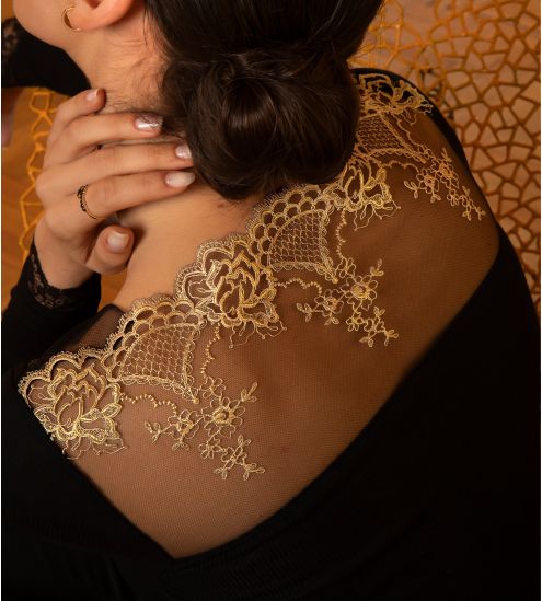 Pull en Laine & Soie noir broderie dorée Sublime en Or Noir Éclat