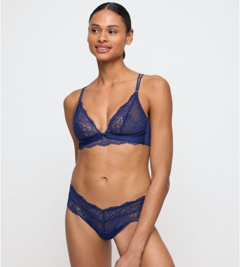 String bleu en dentelle et paillettes Musea