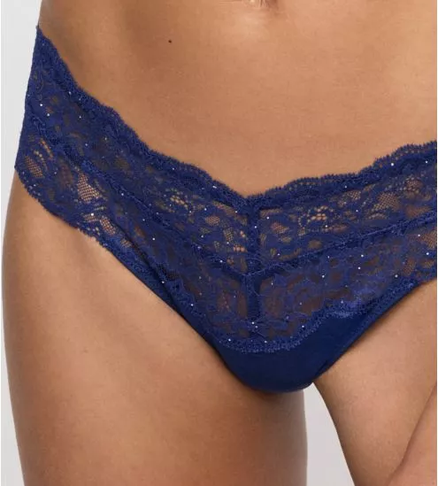 Blauer Spitze und Glitter...