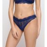 Slip brésilien bleu en dentelle et paillettes Musea