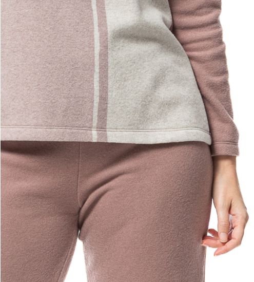 Pyjama polaire femme mauve avec grande fleur avant