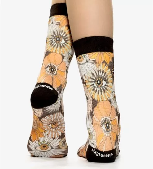 Daisy Eye Wife Socks