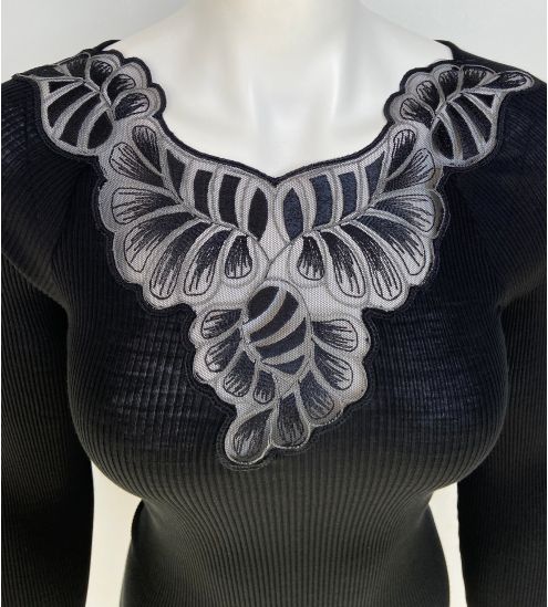 Pull noir décolleté dentelle Laine & Soie