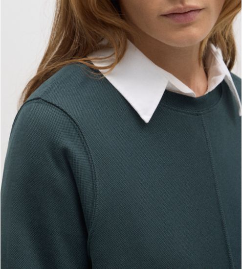 WOMAN LONG SLEEVE SWEAT...