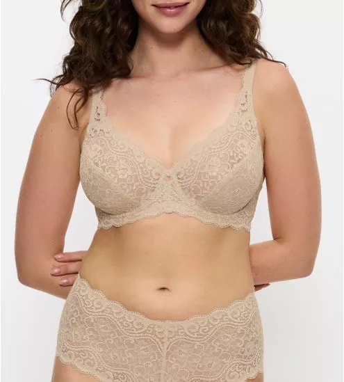 Beige bra with amourette...