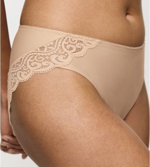 Culotte tai beige avec dentelle Amourette