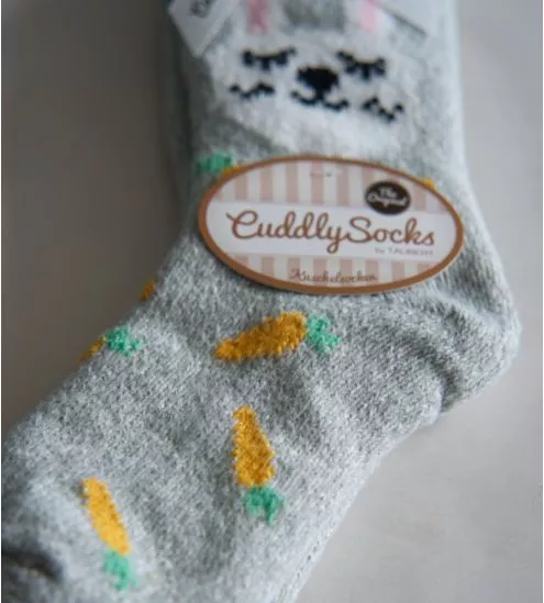 Rabbit socks and lined carrots