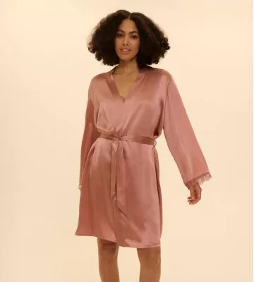 Déshabillé type kimono en soie Love Me Rose Fumé
