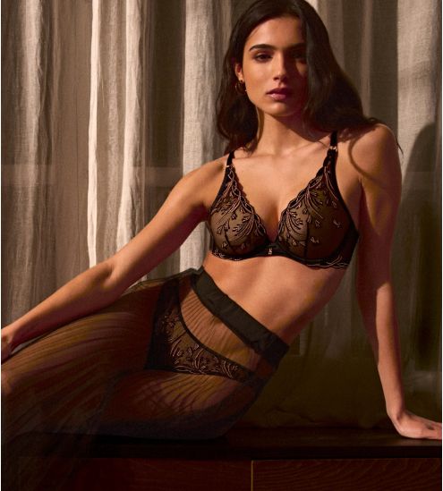 Schwarzer italienischer Slip mit Cirrus Fils Cosmis Romance Black Star