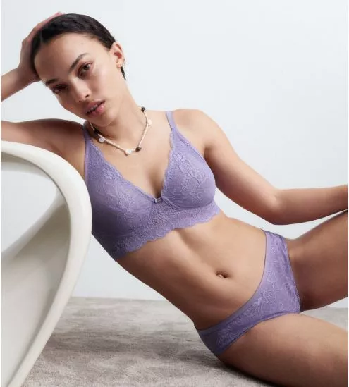 Souien gorge sans armatures...