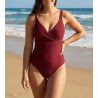 Swimsuit A piece holding the chiquissima plum