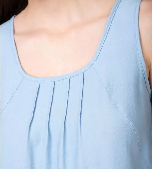 Robe de plage sans manches...