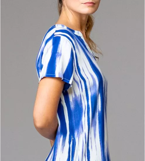 Robe manches courtes légère...