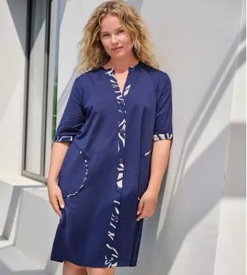 Robe de chambre classique boutonnée bleu marine