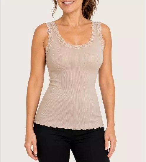Top sans manches grande taille rose en laine et soie Quarzo