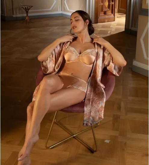 Undressed Voyage Splendeur...