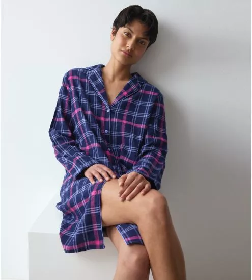 Chemise de nuit à carreaux...