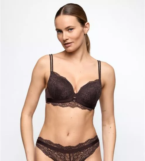 Soutien gorge à coques...