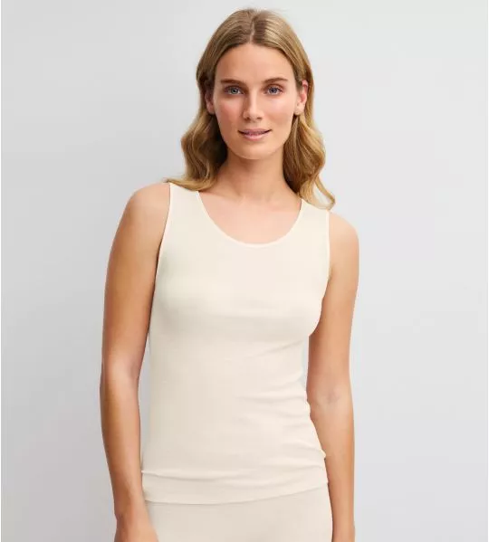 Top mit breiten Trägern aus Wolle und Seide True Confidence Pearl Cream