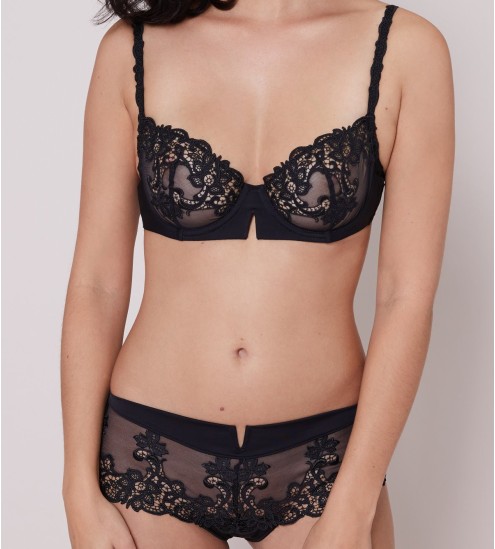 Shorty Saga Black