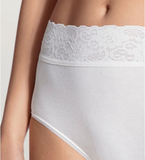 Classic Lace Lace...