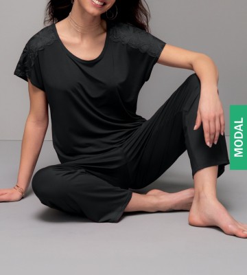 Pantalon 7/8 Stricto Sensuelle noir