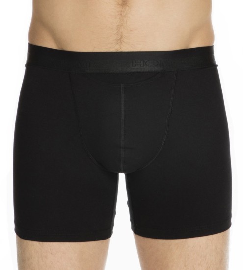 Langer Boxer mit dem Öffnen...