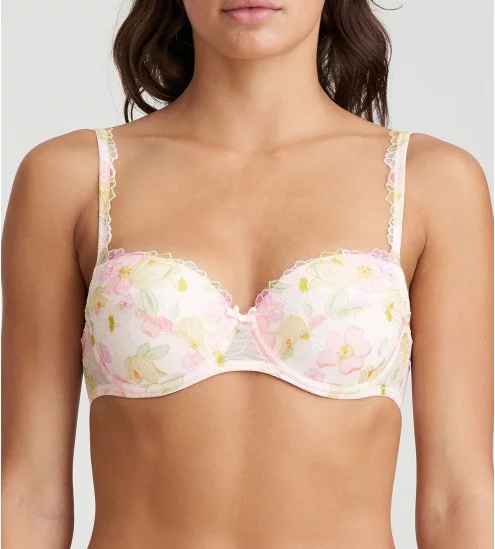 Soutien-gorge corbeille...