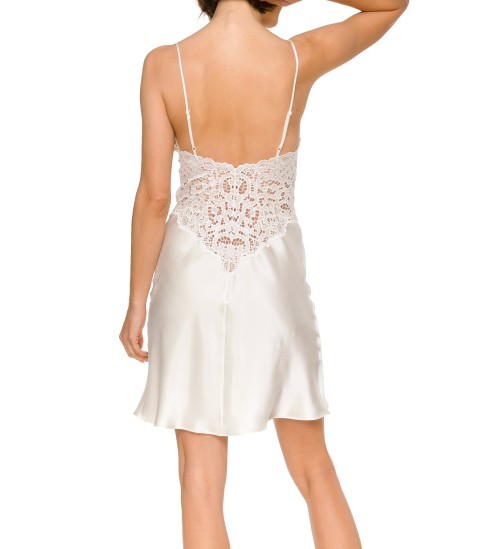 Nuisette en satin et...