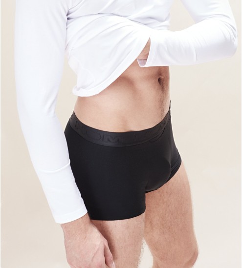 Ho1 Boxer mit schwarzer horizontaler Öffnung