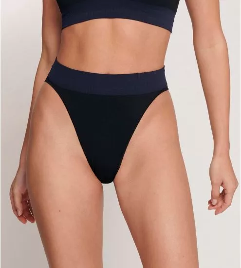 Slip échancré Sloggi EVER INFUSED Noir