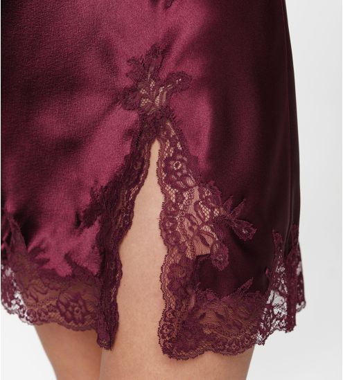 Nuisette en satin Rima Merlot