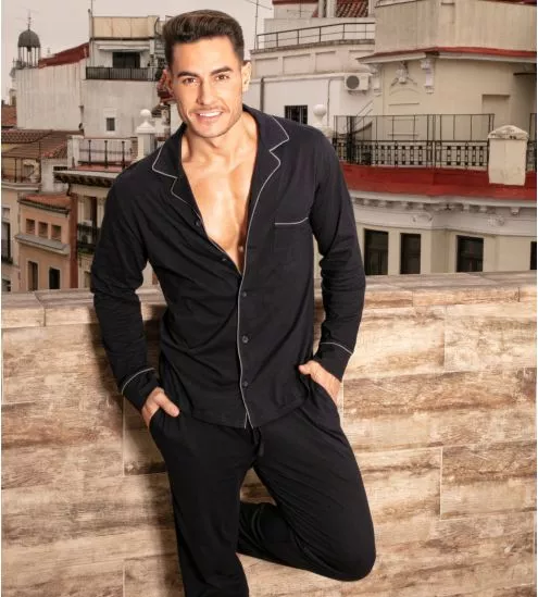 Elegant pajamas with Albert...