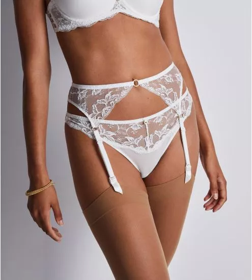 Kiss of Love opal garter...