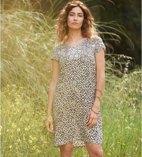 Dark beige short-sleeved dress