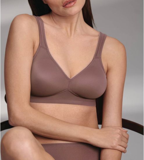 Molding bra without...