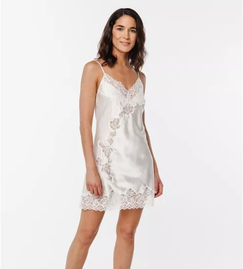 Nuisette grande taille en satin et dentelle Rio Crème 