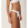 String Avero Blanc