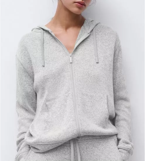 Jerry jogging jacging jerry...