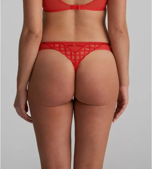 String Jhana Fiesta Red