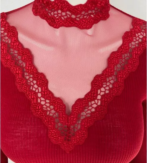 Pull Laine & Soie col en dentelle et tulle Rouge